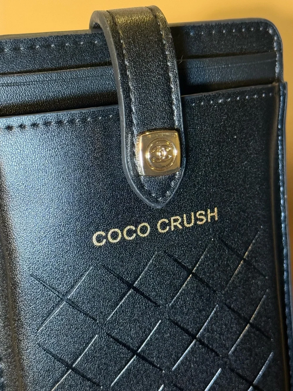 Authentic Chanel Coco Crush Phone Bag Crossbody GWP